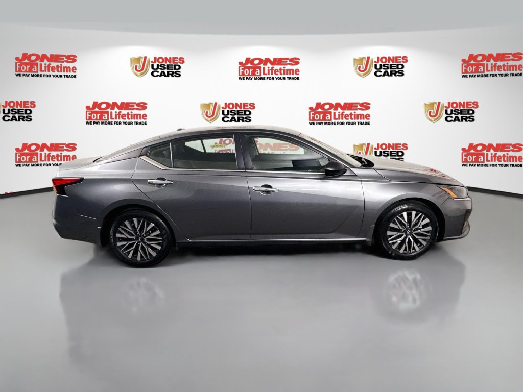 Certified 2024 Nissan Altima 2.5 SV FWD image 16
