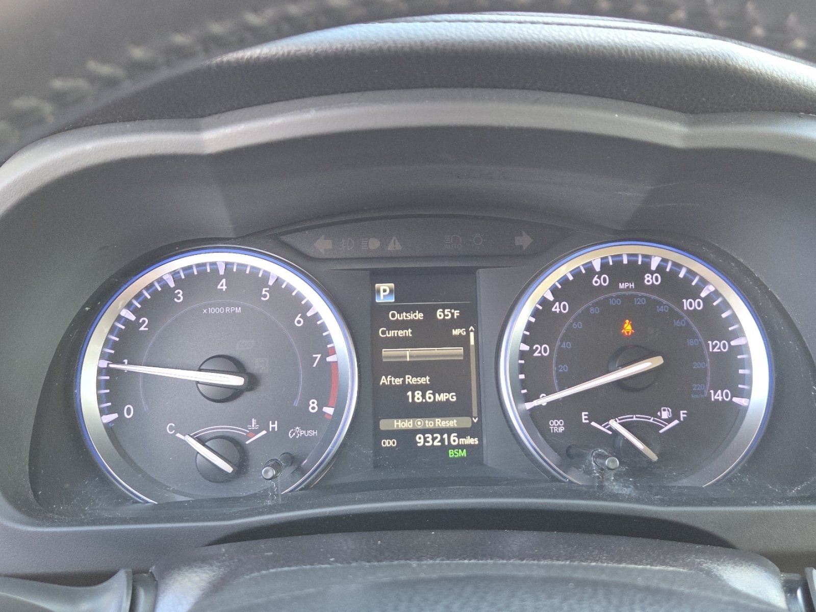 Used 2019 Toyota Highlander XLE AWD/4WD image 29