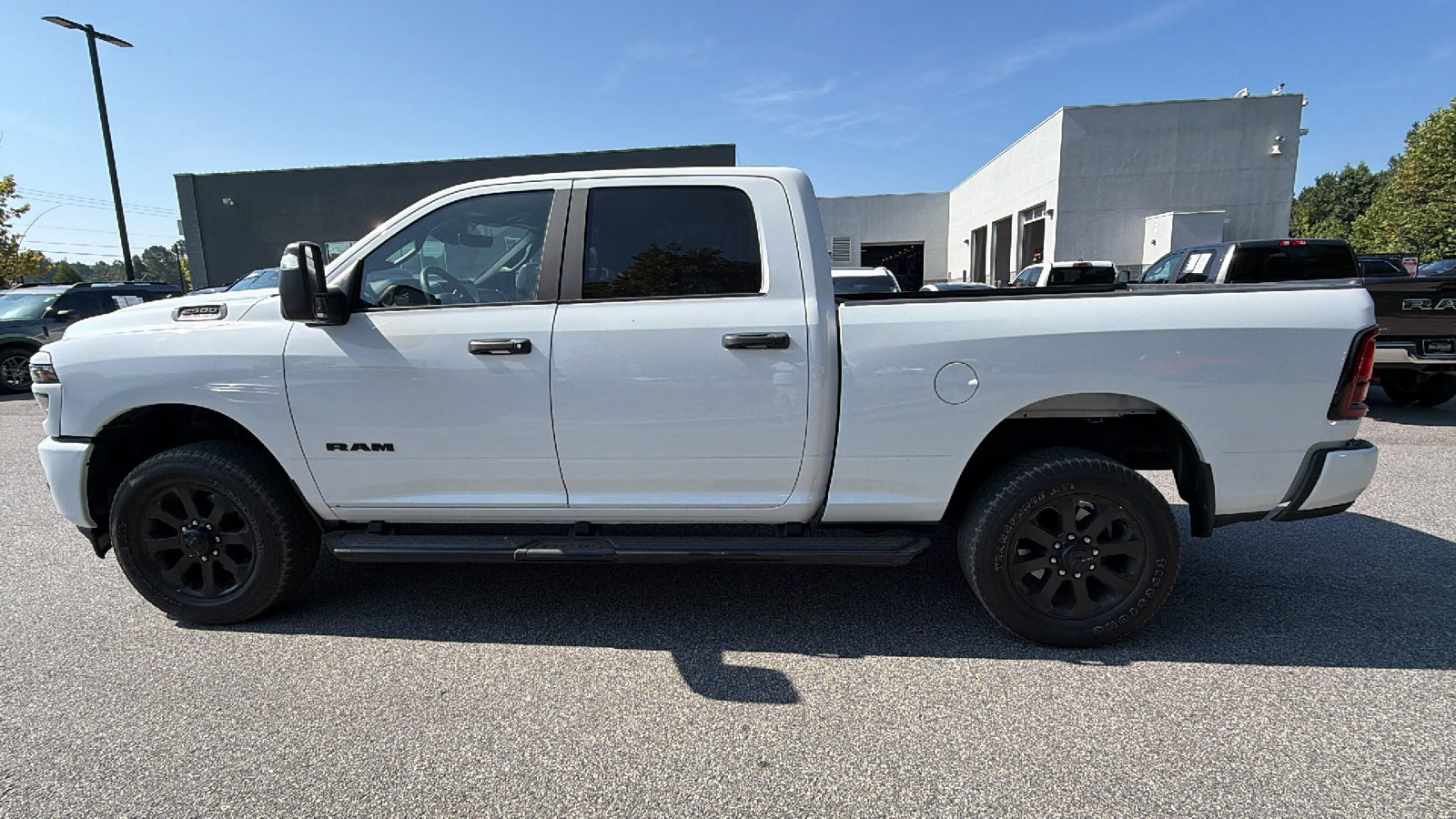 Used 2025 RAM 2500 Big Horn AWD/4WD image 11