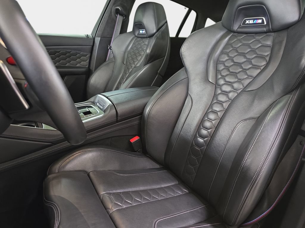 Used 2020 BMW X6 M Competition w/ Executive Package AWD/4WD image 17
