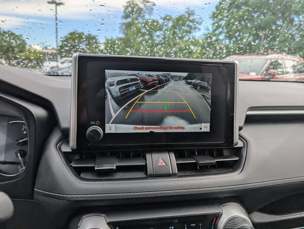 Certified 2024 Toyota RAV4 LE AWD/4WD image 27