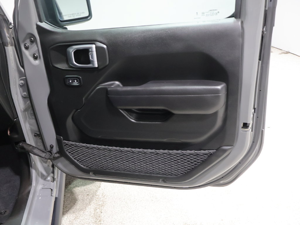 Used 2023 Jeep Wrangler Unlimited w/ Cold Weather Group AWD/4WD image 23