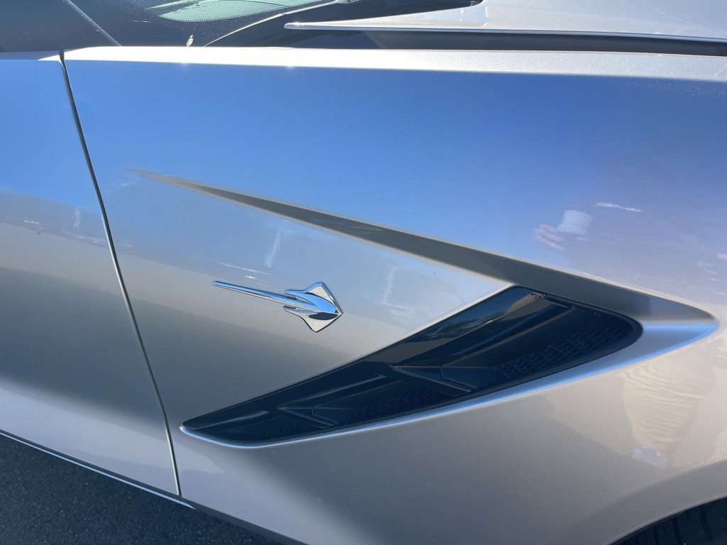 Used 2017 Chevrolet Corvette Stingray Coupe w/ 1LT image 22