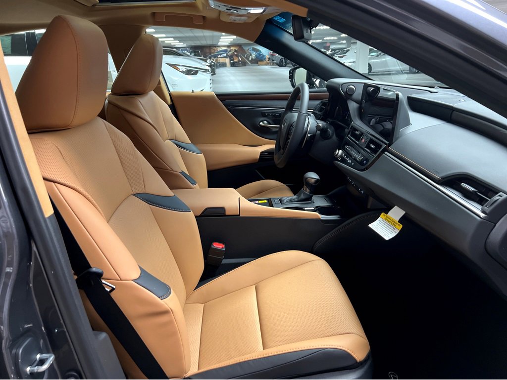 New 2025 Lexus ES 350 w/ Premium Package image 25