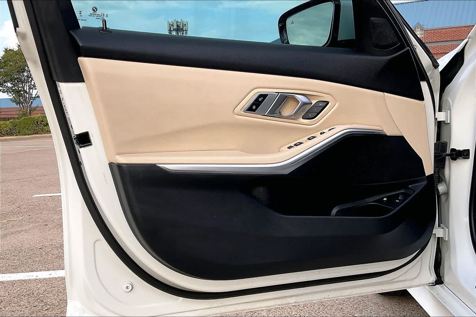 Used 2023 BMW 330e RWD image 26