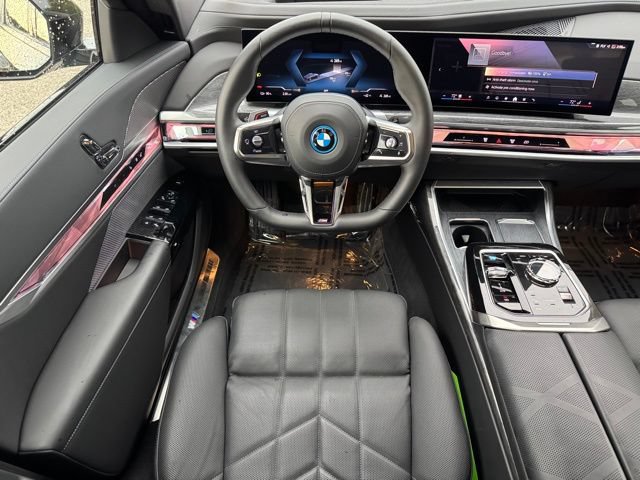 Certified 2025 BMW i7 xDrive60 AWD/4WD image 16