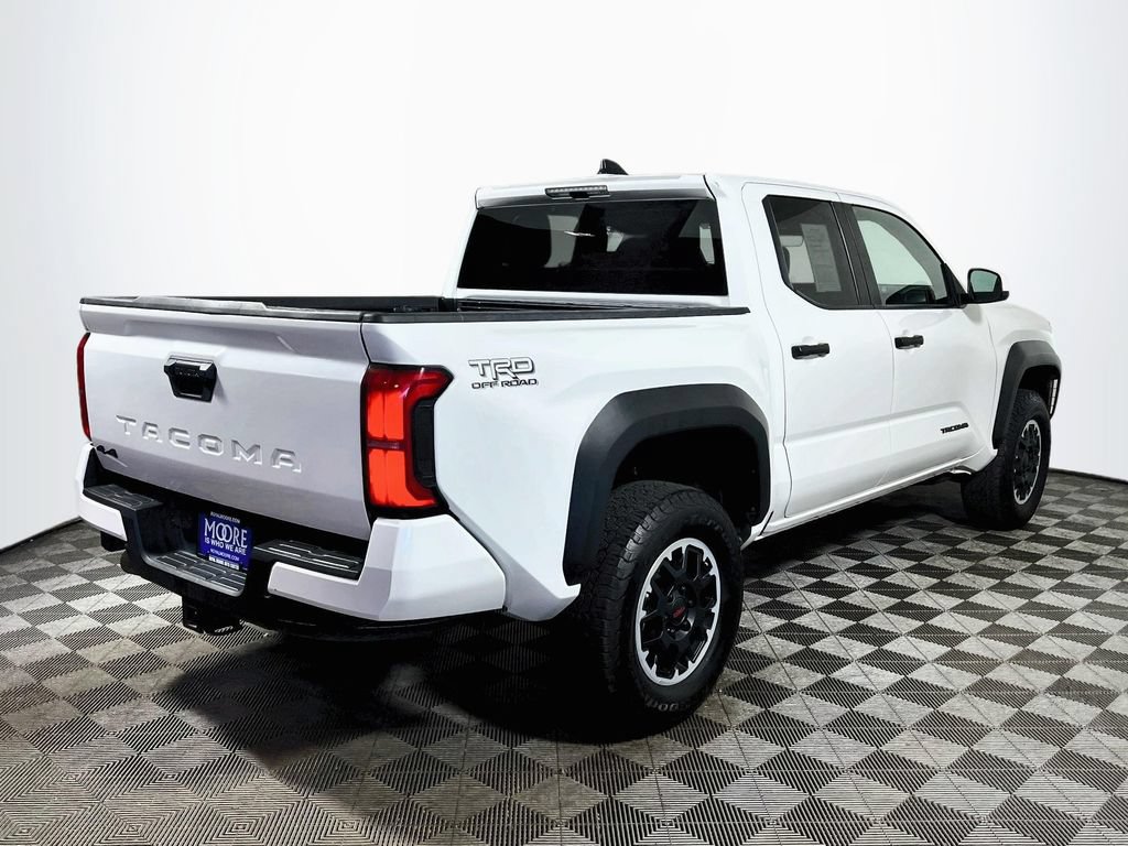 Used 2024 Toyota Tacoma TRD Off-Road AWD/4WD image 7