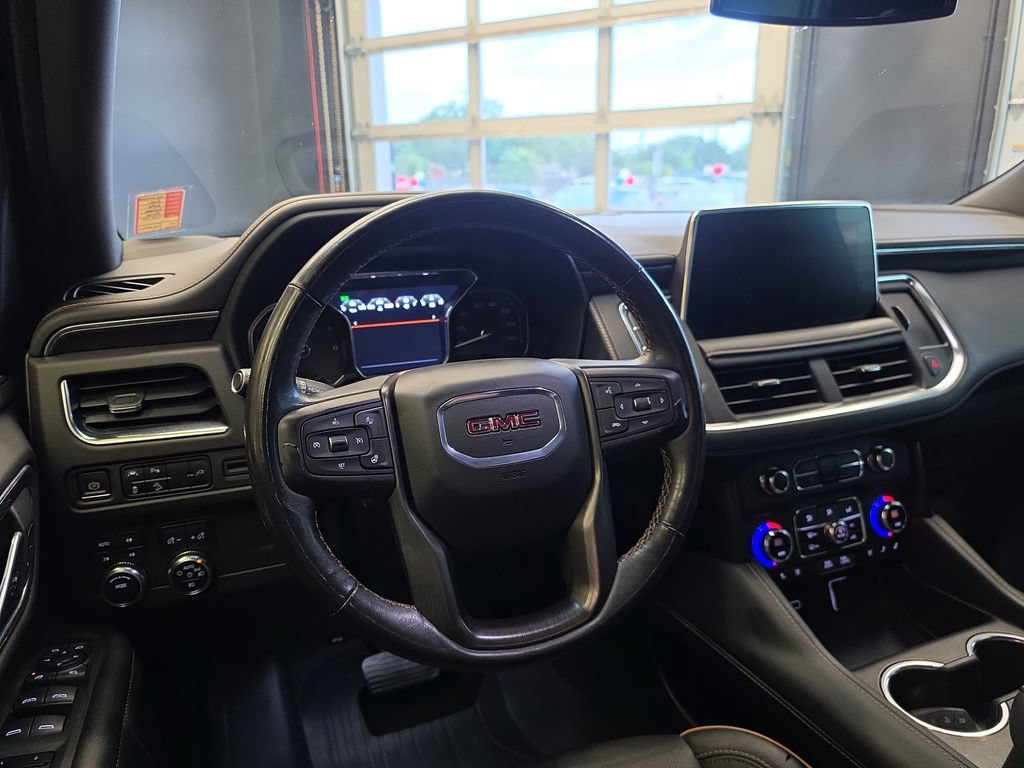 Used 2021 GMC Yukon AT4 w/ LPO, Illumination Package AWD/4WD image 19