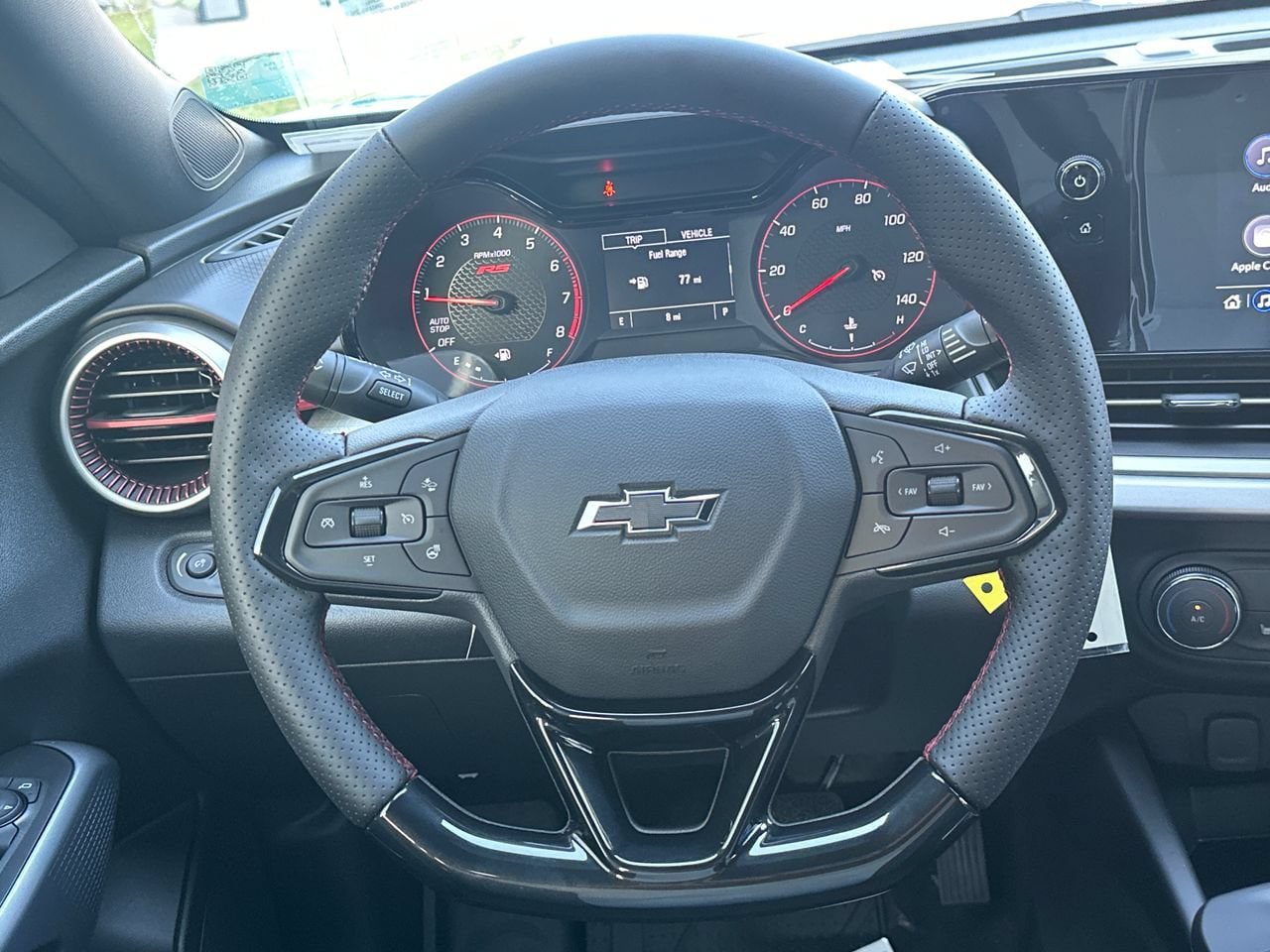 New 2026 Chevrolet Trax RS w/ Sunroof Package FWD image 23