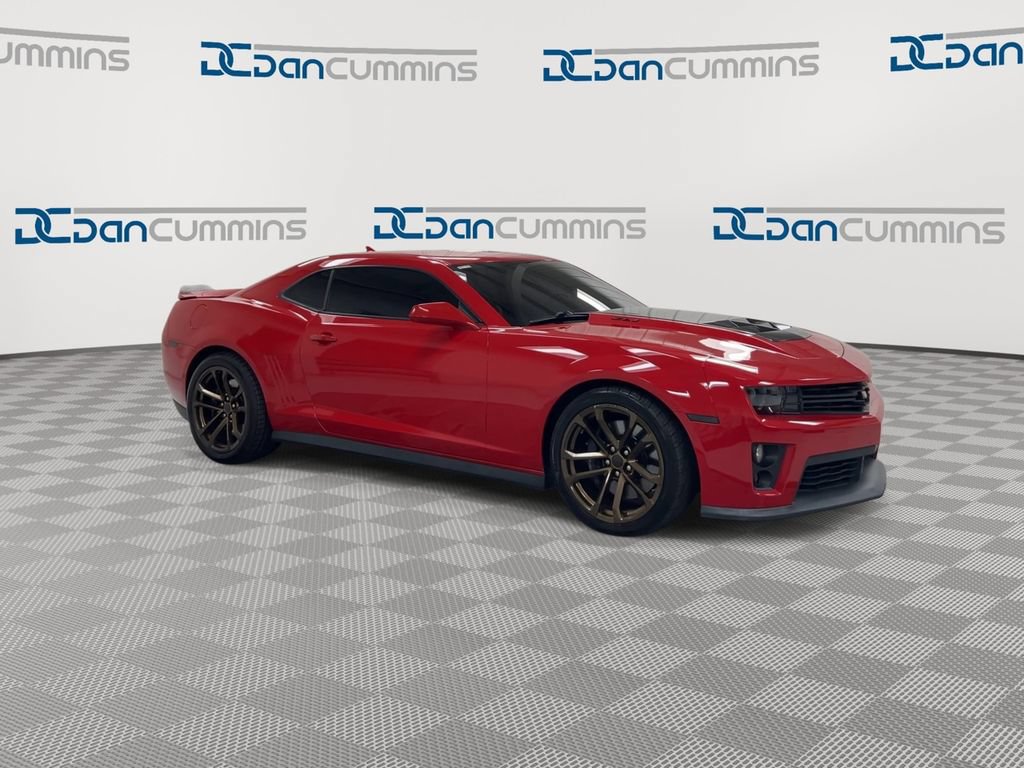 Used 2012 Chevrolet Camaro ZL1 RWD image 2