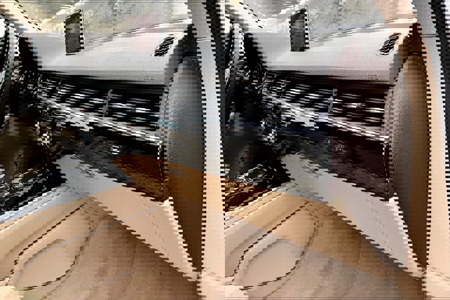 Used 2017 Audi Q7 3.0T Premium Plus image 19