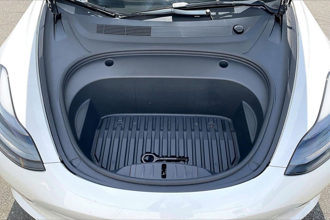 Used 2022 Tesla Model 3 Long Range image 39