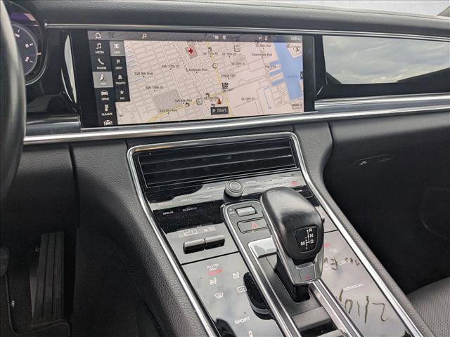 Used 2017 Porsche Panamera image 11
