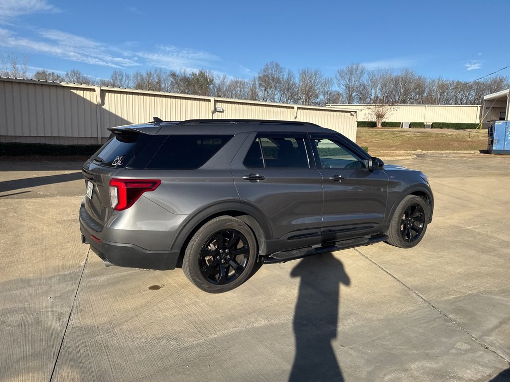 Certified 2023 Ford Explorer ST-Line w/ Class IV Trailer Tow Package image 12