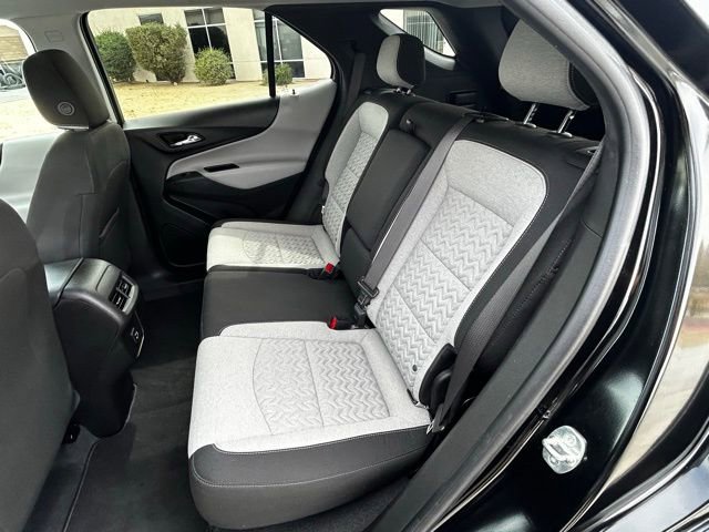 Used 2022 Chevrolet Equinox LT image 32