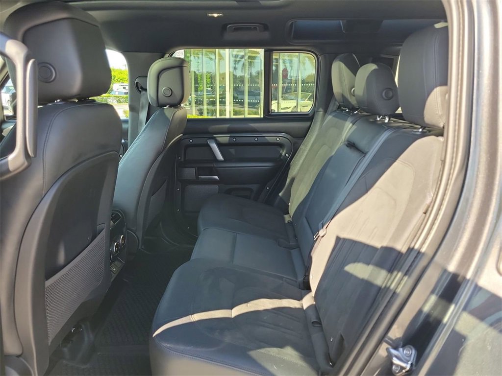 Certified 2023 Land Rover Defender 110 V8 image 15