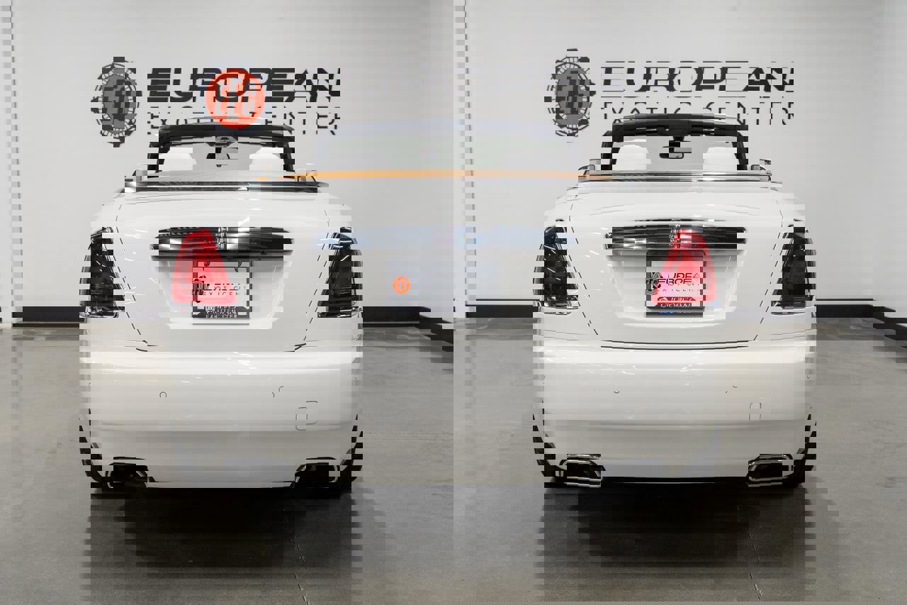 Used 2016 Rolls-Royce Dawn image 20