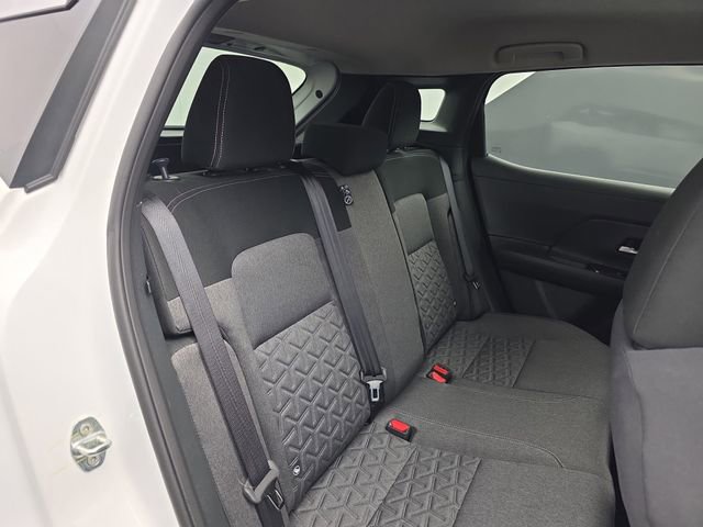 Used 2025 Nissan Kicks SV image 44