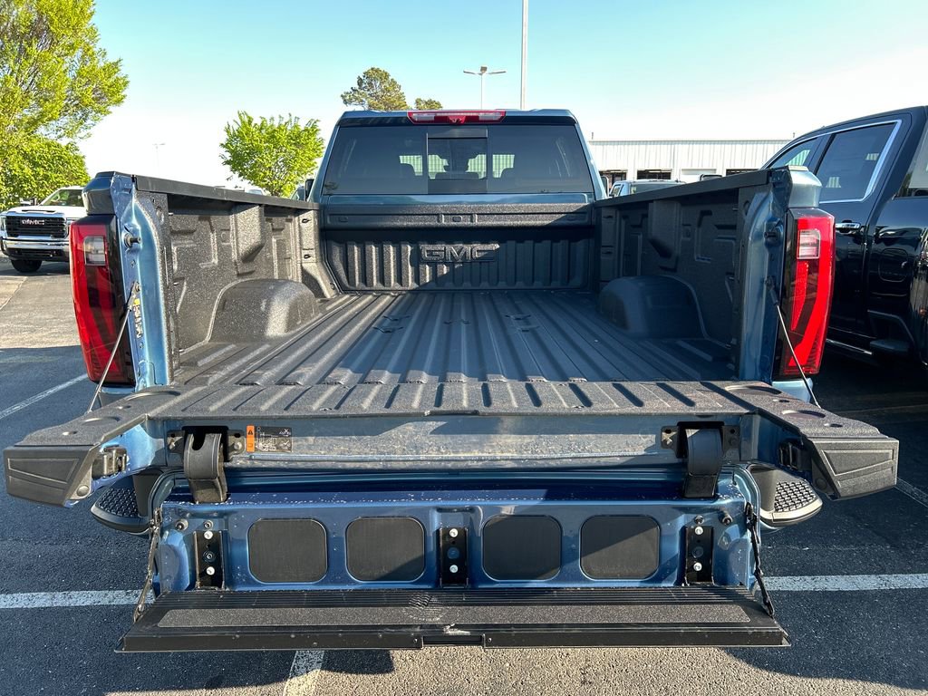 New 2026 GMC Sierra 3500 Denali w/ Denali Reserve Package AWD/4WD image 50