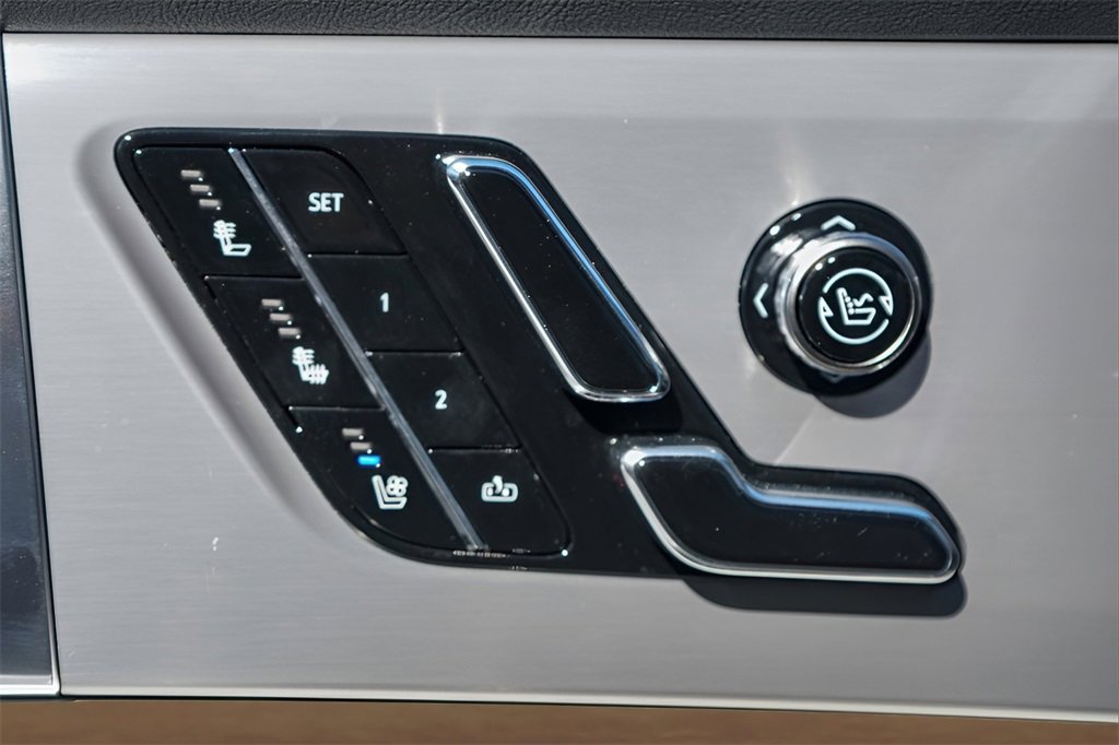 New 2026 Cadillac Vistiq Luxury image 17