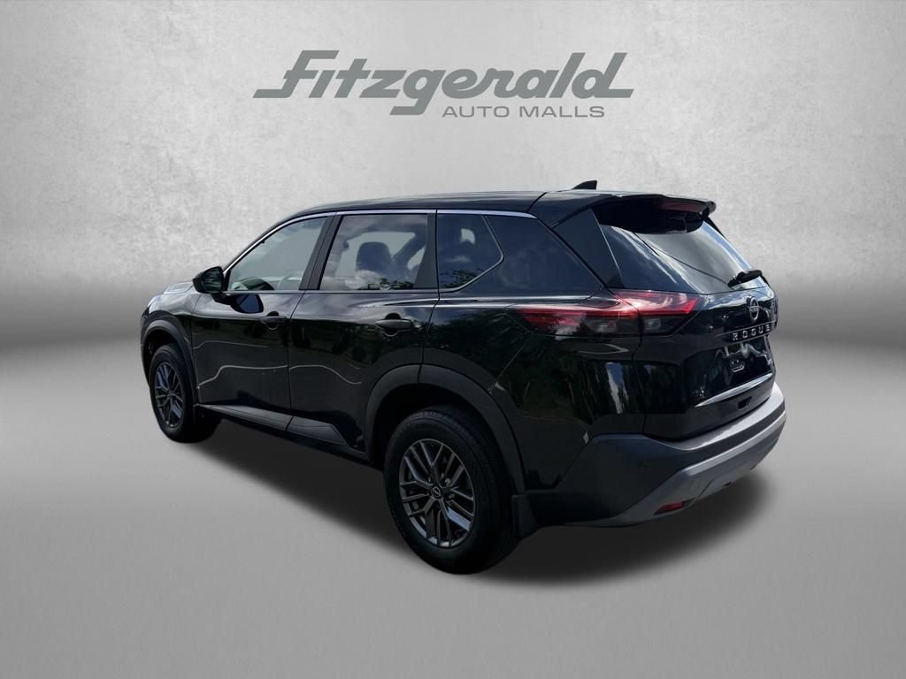Used 2023 Nissan Rogue S AWD/4WD image 5