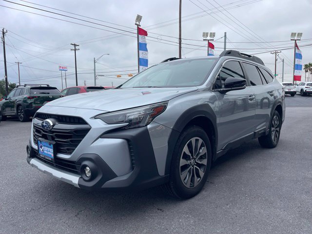 Used 2023 Subaru Outback Limited AWD/4WD image 3