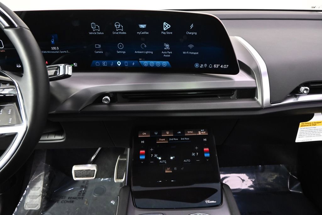 New 2026 Cadillac Vistiq Sport w/ LPO, Floor Liner Package image 28