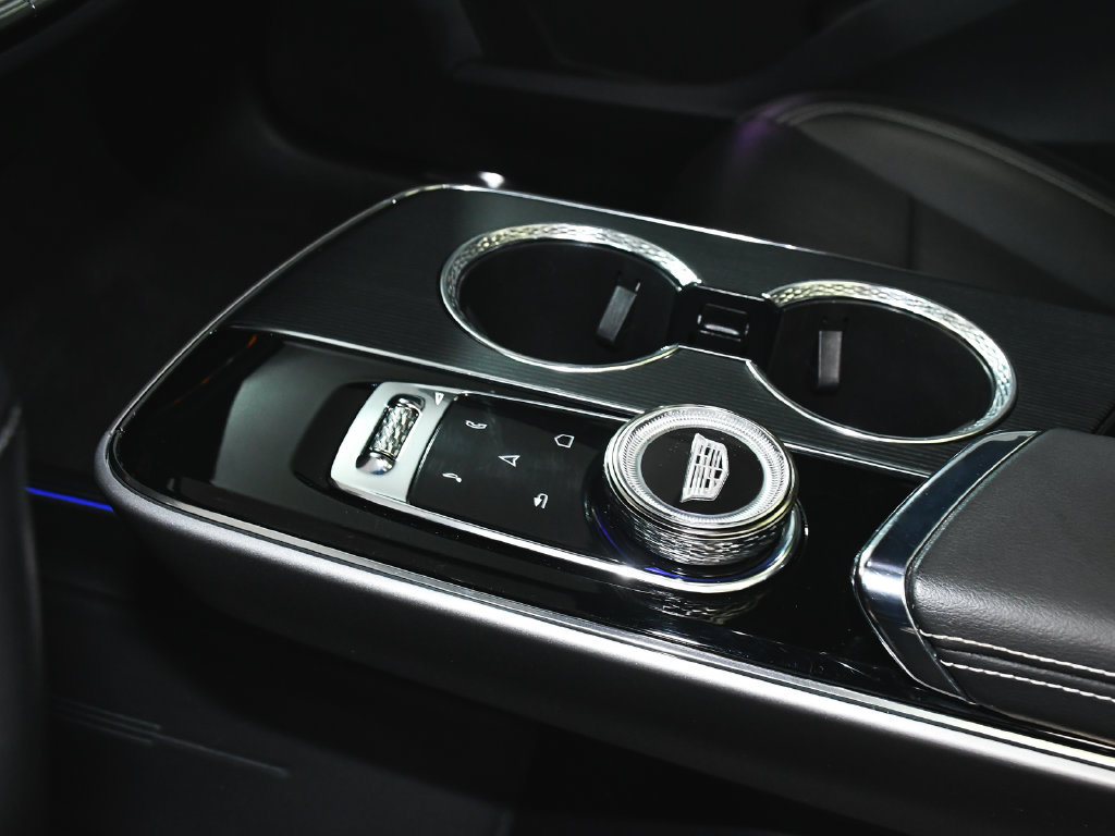 Used 2024 Cadillac Lyriq Luxury AWD/4WD image 36