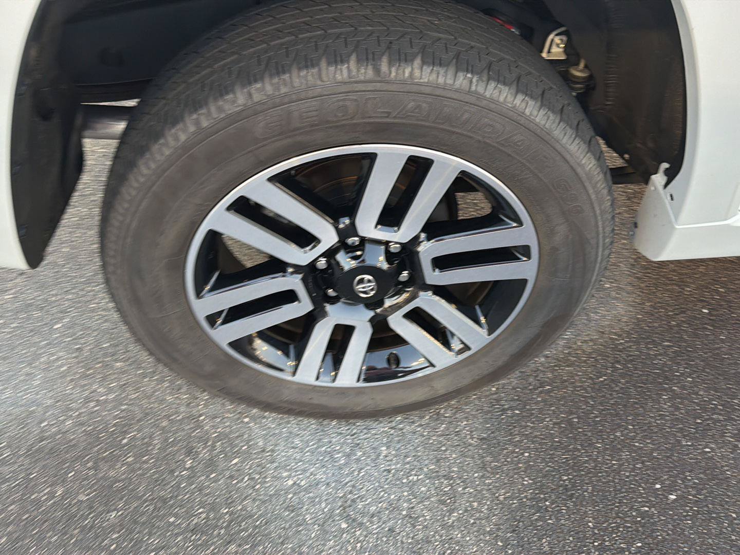 Certified 2024 Toyota 4Runner Limited AWD/4WD image 40