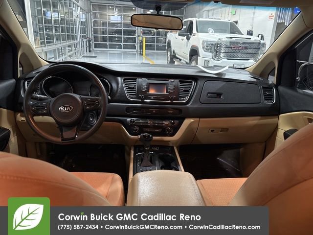 Used 2016 Kia Sedona LX w/ LX Convenience Package image 24