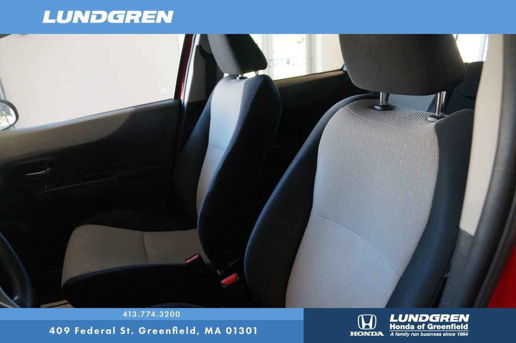 Used 2014 Toyota Yaris LE FWD image 13