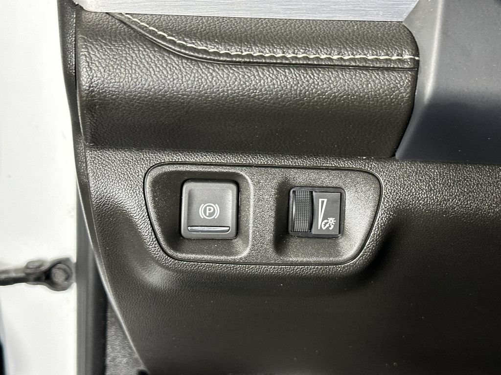 Certified 2023 GMC Acadia SLE w/ Driver Convenience Package FWD image 20