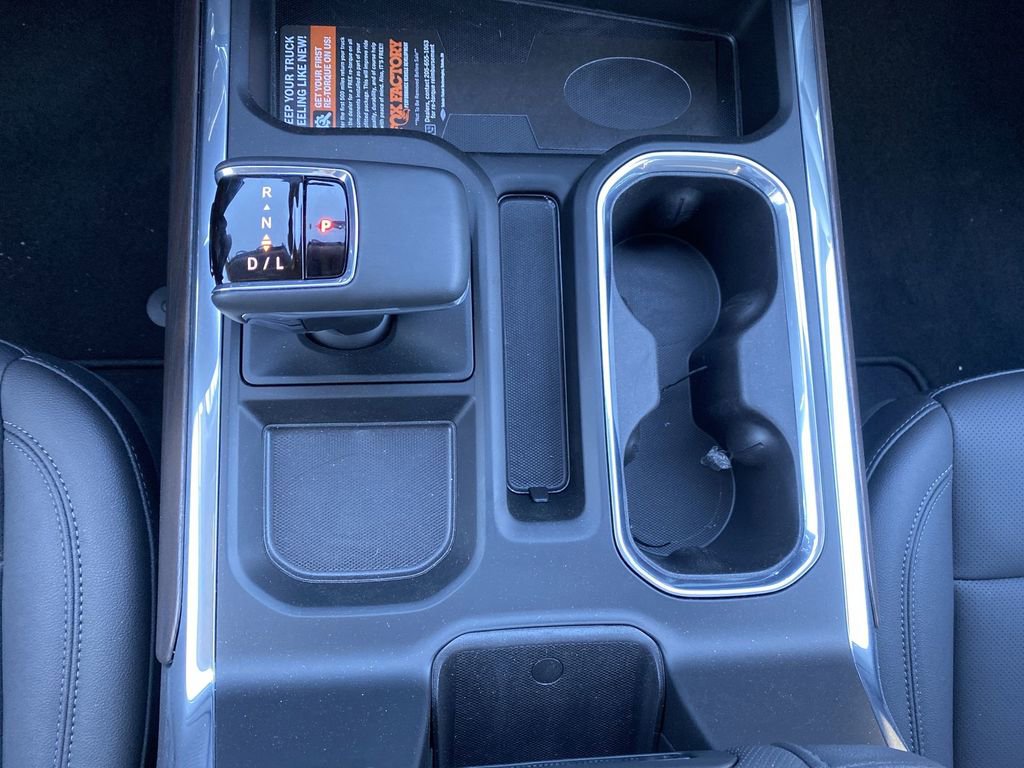 New 2025 GMC Sierra 1500 SLT w/ SLT Premium Plus Package image 16