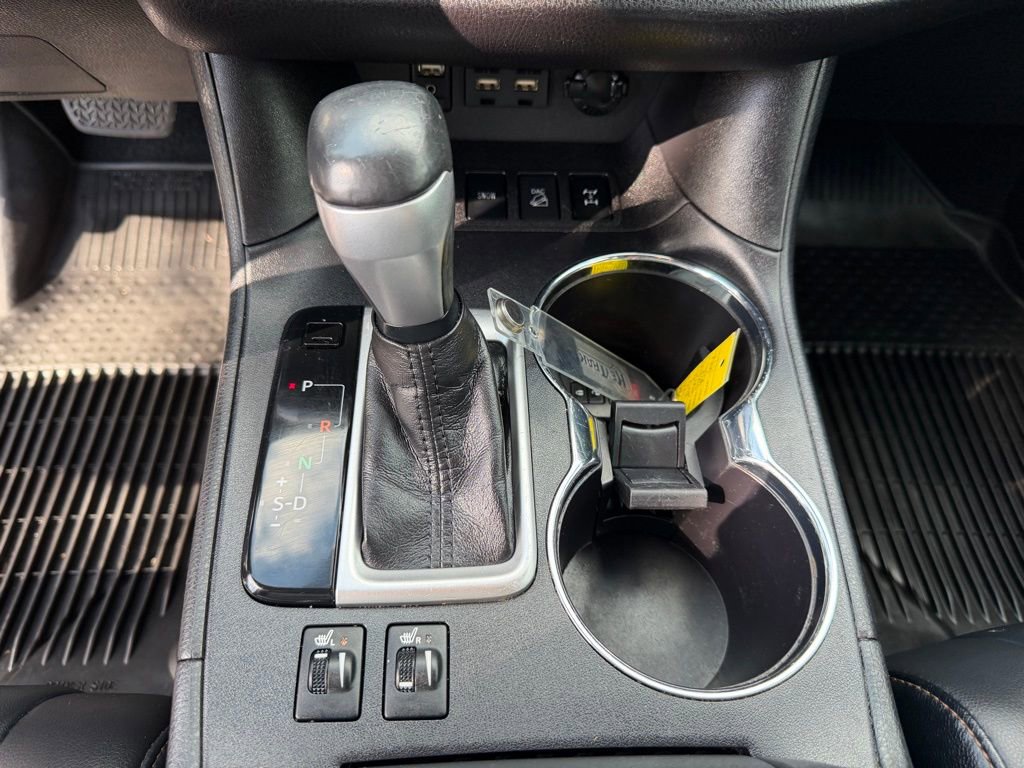Used 2019 Toyota Highlander XLE image 29