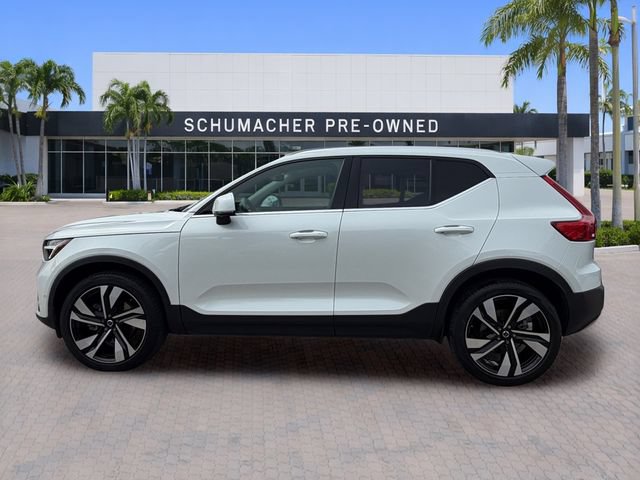 Certified 2024 Volvo XC40 B5 Plus w/ Protection Package Premier AWD/4WD image 4