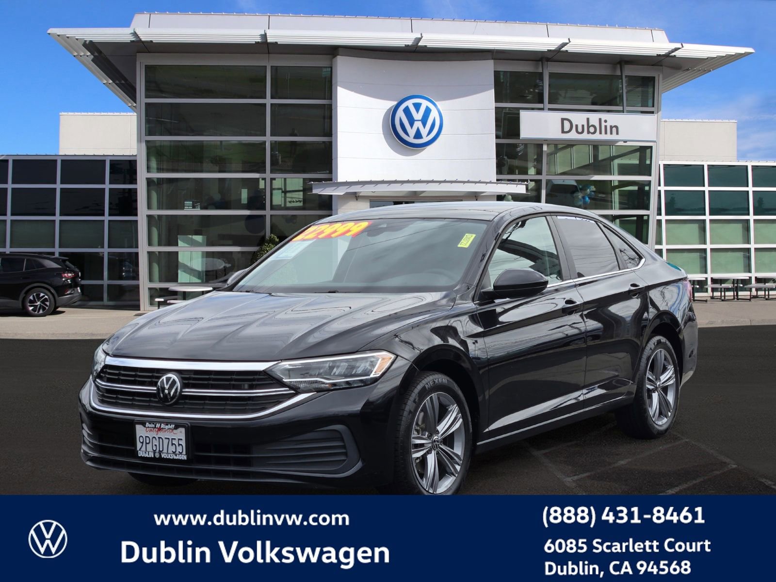 Used 2024 Volkswagen Jetta SE w/ Panoramic Sunroof Package FWD image 8
