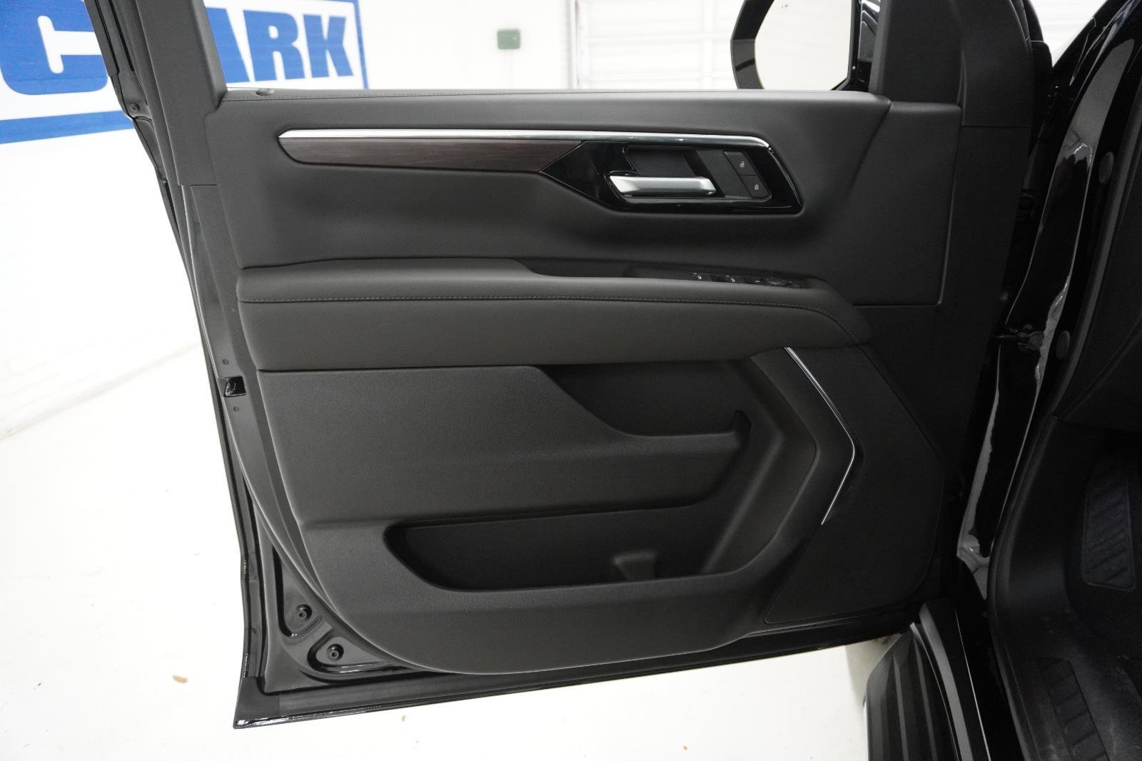 New 2026 Chevrolet Tahoe LS w/ LPO, Chrome Package image 12