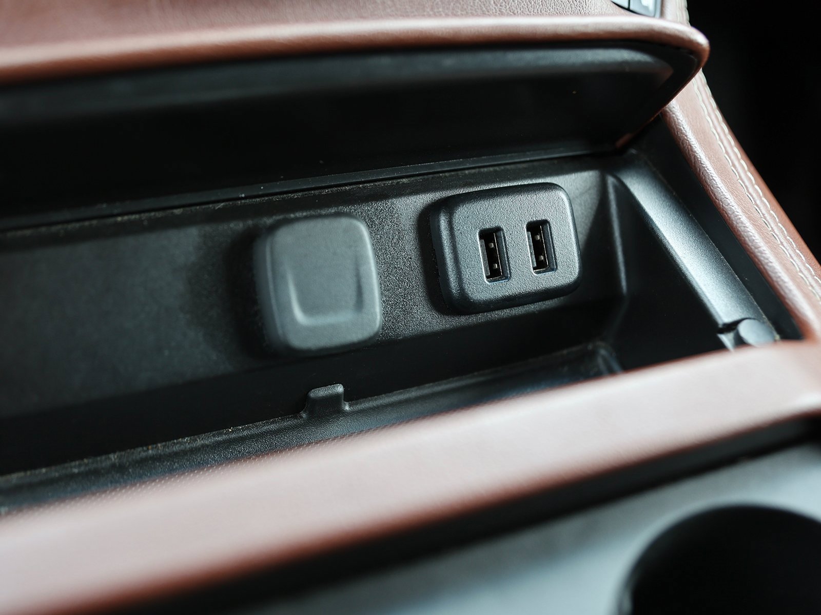 Used 2019 Chevrolet Tahoe Premier image 36