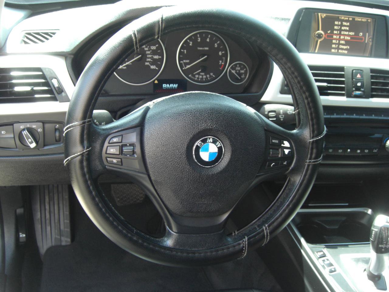 Used 2014 BMW 320i Sedan RWD image 9