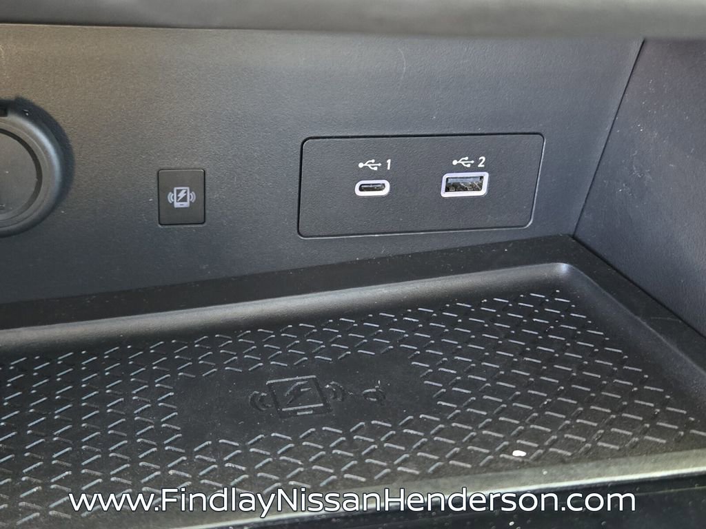 Used 2025 Nissan Pathfinder SL FWD image 30