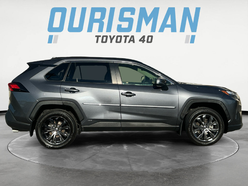 Used 2023 Toyota RAV4 XLE Premium AWD/4WD image 8
