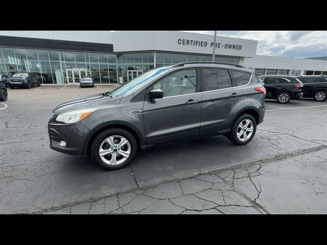 Used 2016 Ford Escape SE w/ SE Leather Comfort Package image 4