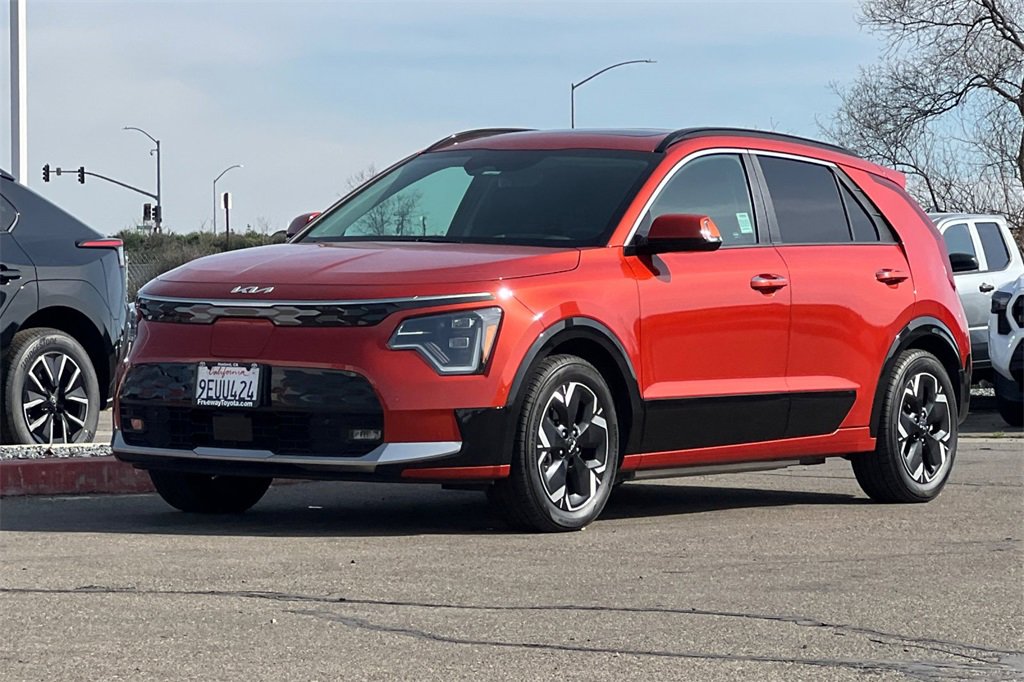 Used 2023 Kia Niro Wave image 10