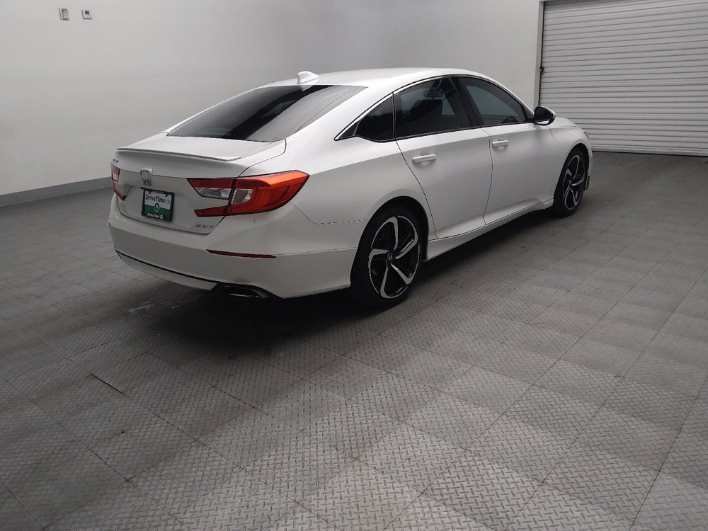 Used 2019 Honda Accord Sport image 9