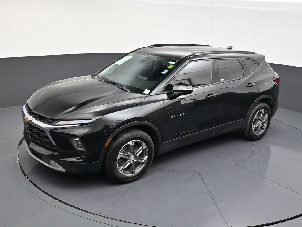 Used 2024 Chevrolet Blazer LT FWD image 14