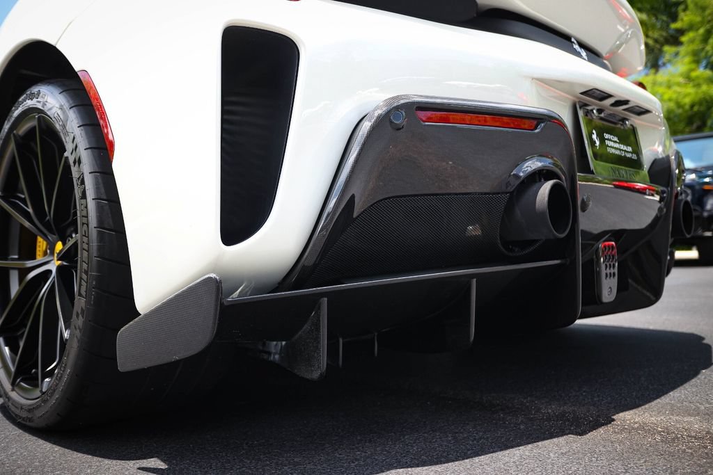 Certified 2019 Ferrari 488 Pista Coupe RWD image 21