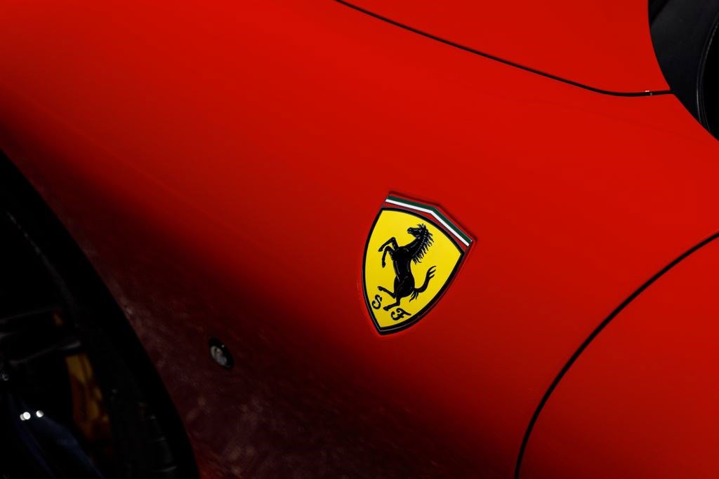 Used 2022 Ferrari Roma RWD image 47