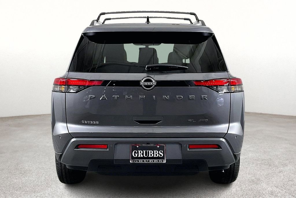 New 2026 Nissan Pathfinder SL image 8