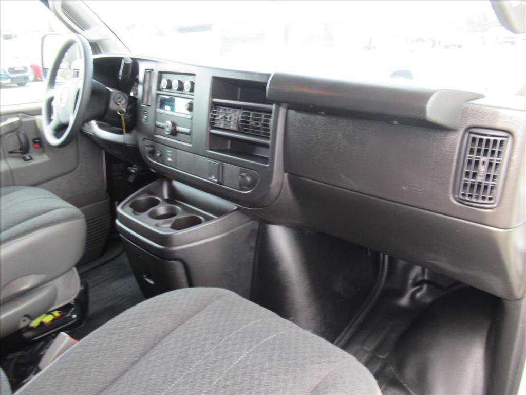 Used 2024 GMC Savana 2500 w/ Driver Convenience Package image 11