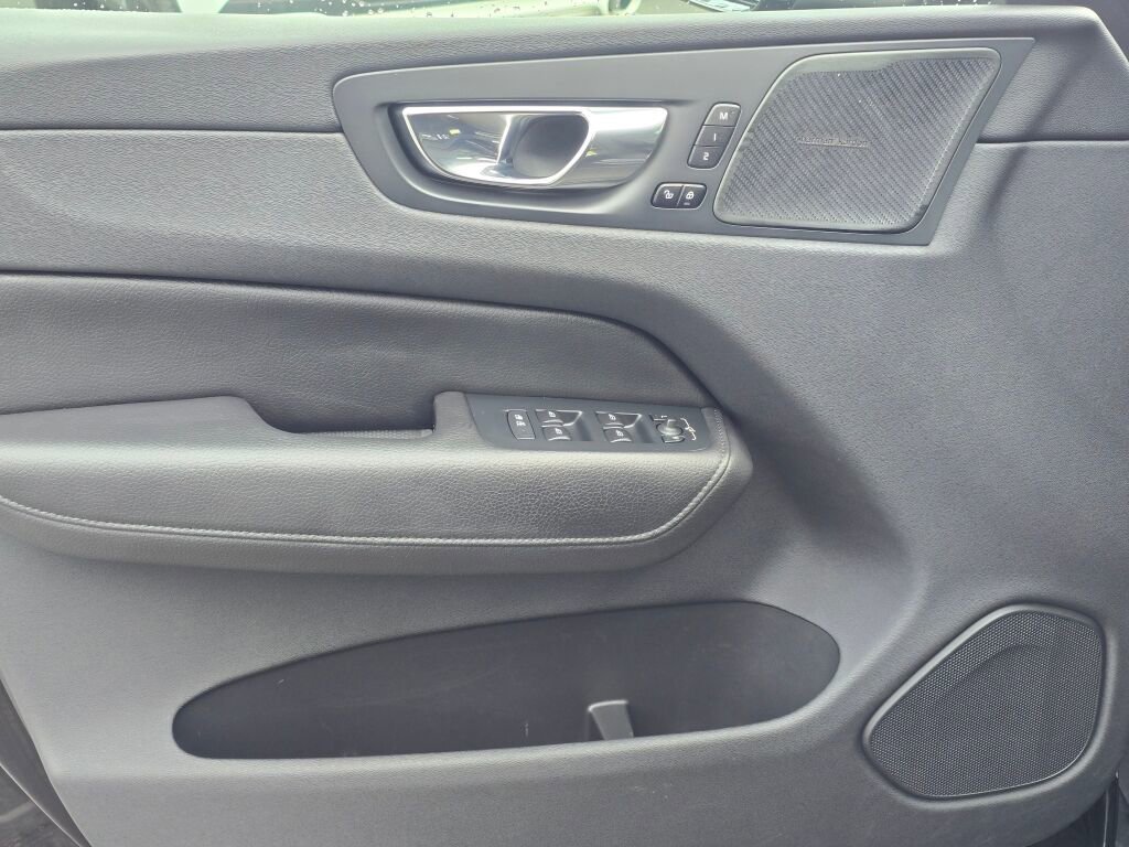 Used 2020 Volvo XC60 T5 Inscription w/ Protection Package Premier image 15